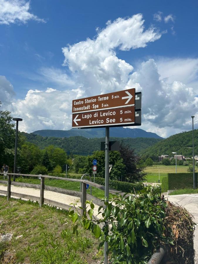 לינה וארוחת בוקר לביקו טרמה Casa Carolina מראה חיצוני תמונה